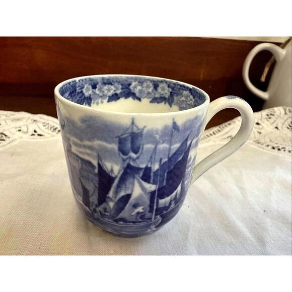 Antique Wedgwood Ferrara Demitasse Teacup &  Saucer Blue Ships Floral England - Picture 3 of 15